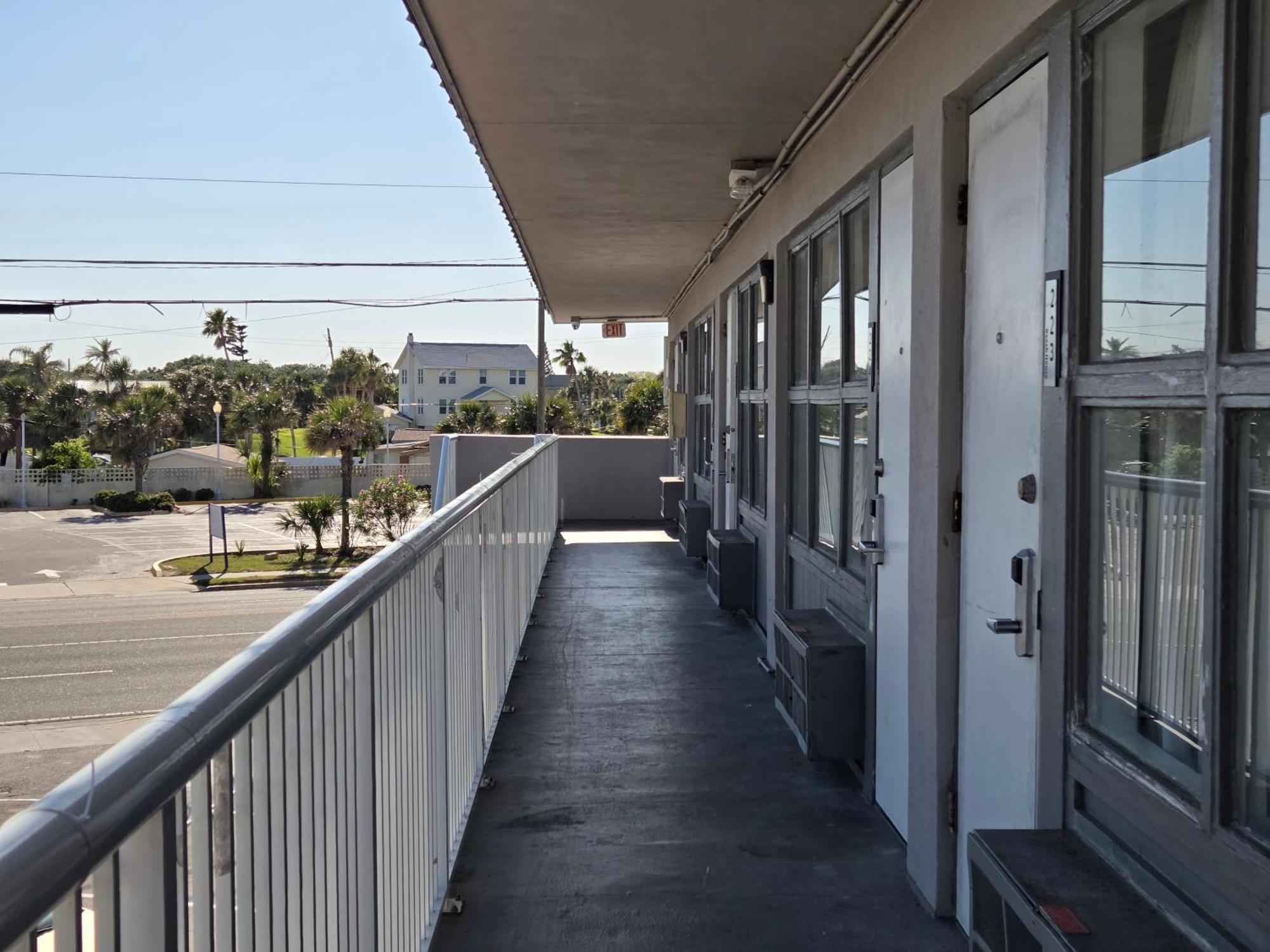 Beach House Inn Daytona Beach Exterior photo
